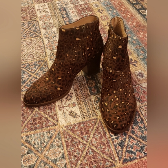 MADEWELL Fur & Leather Booties - Picture 2 of 3